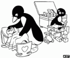 Pingu παίζοντας ενώ η μητέρα της φροντίζει για την μικρή αδελφή της Πίνγκα
